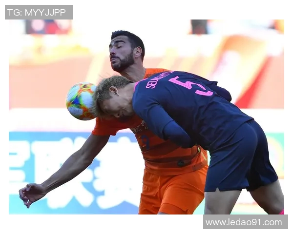 足球明星因过度使用手机导致设备损坏的真实故事与反思 足球明星因过度使用手机导致设备损坏的真实故事与反思